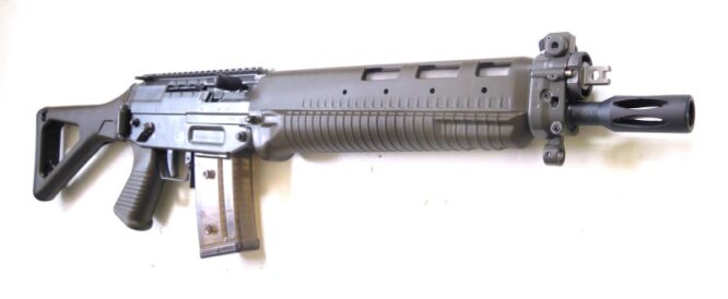 SIG mod. 551 SWAT Cal. .223 Remington