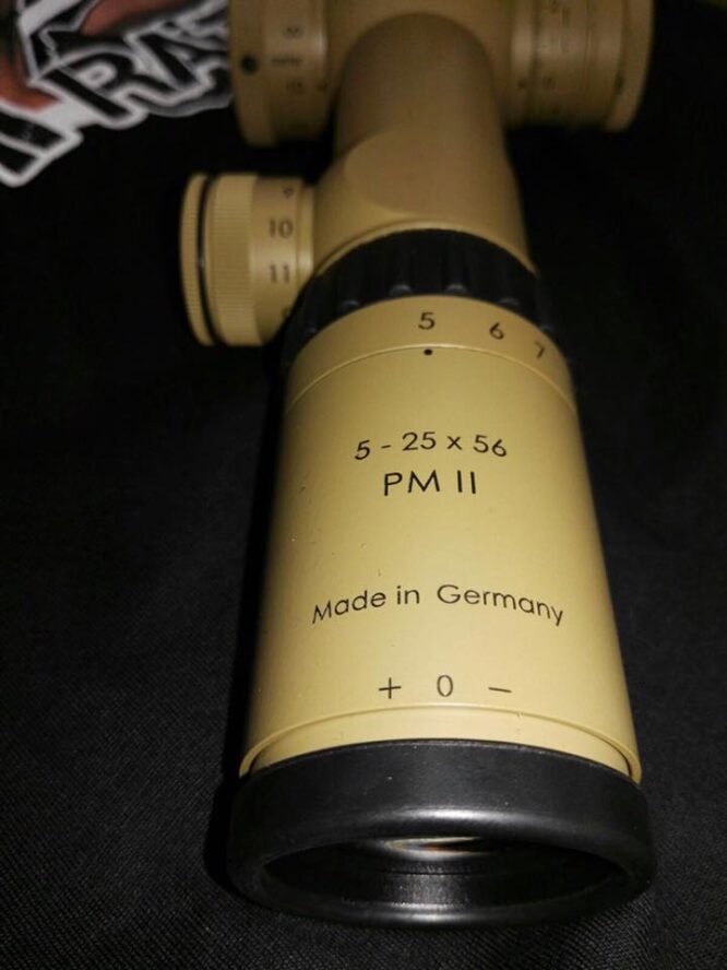 Schmidt & Bender PMII L/P LT Precision Sniper Rifle LIMITED EDITION 5-25x56 Ret. Tremor II (15 di 300) - immagine 8